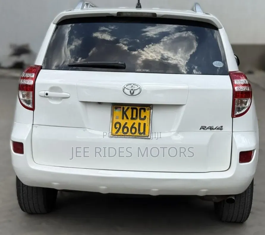 Toyota RAV4 2014 Off white