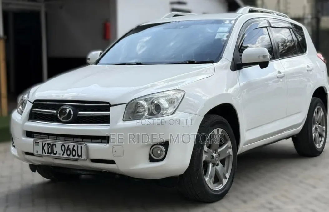 Toyota RAV4 2014 Off white