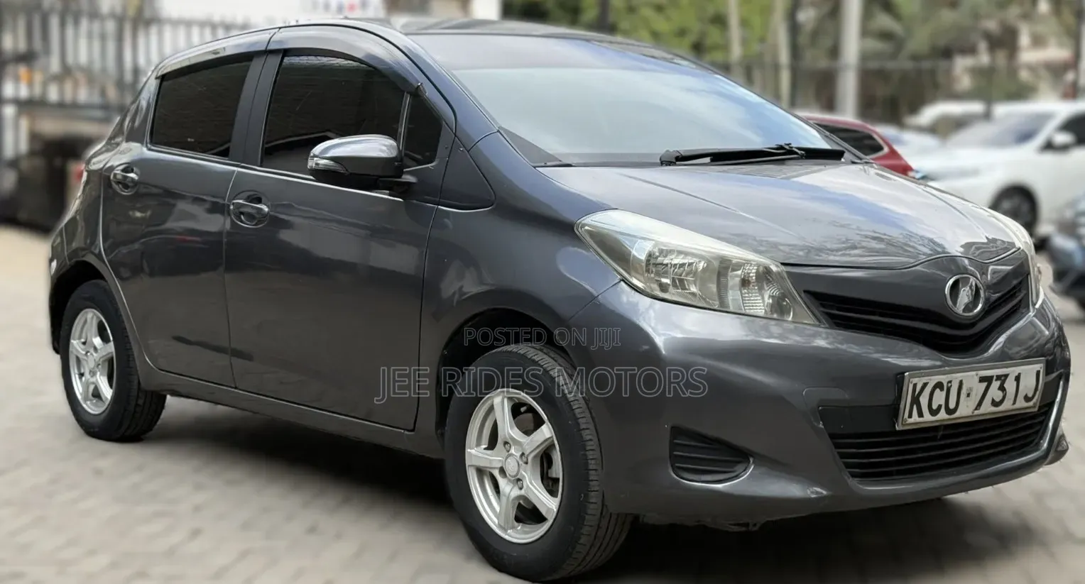 Toyota Vitz 2012 Gray