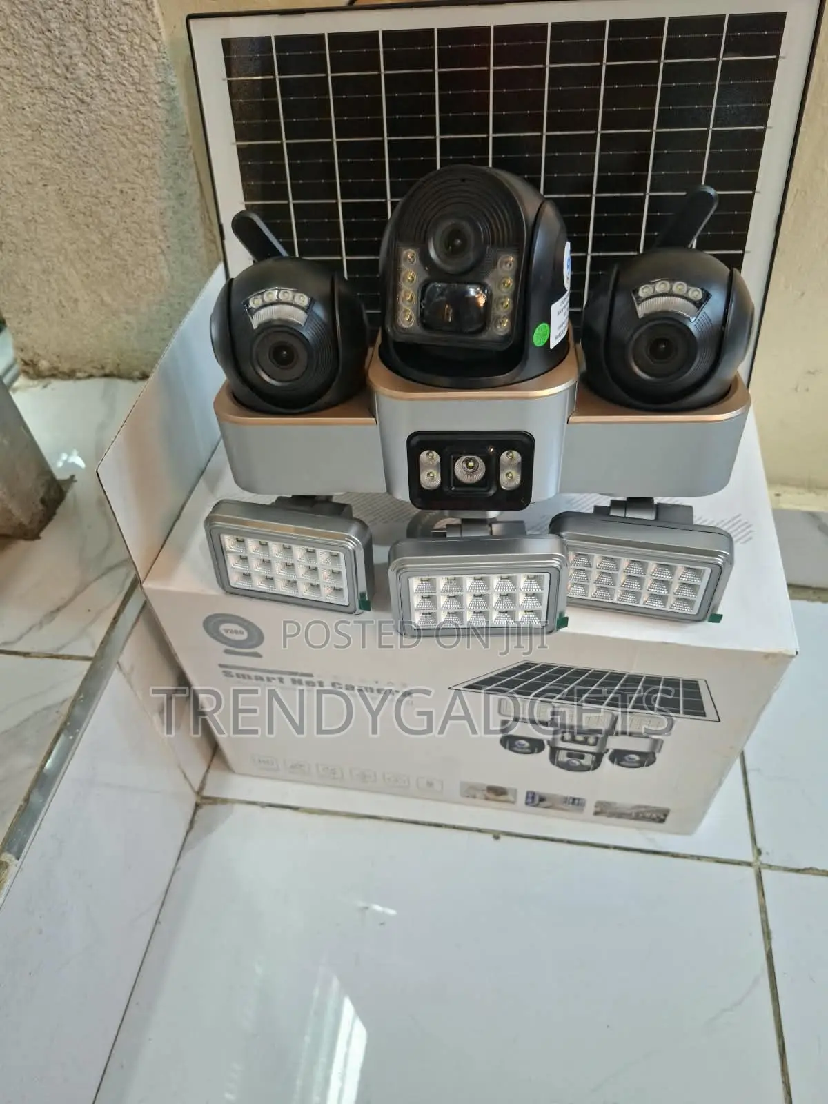 VTS 30 Outdoor Solar CCTV Camera With 3 Lenses and Night Vision