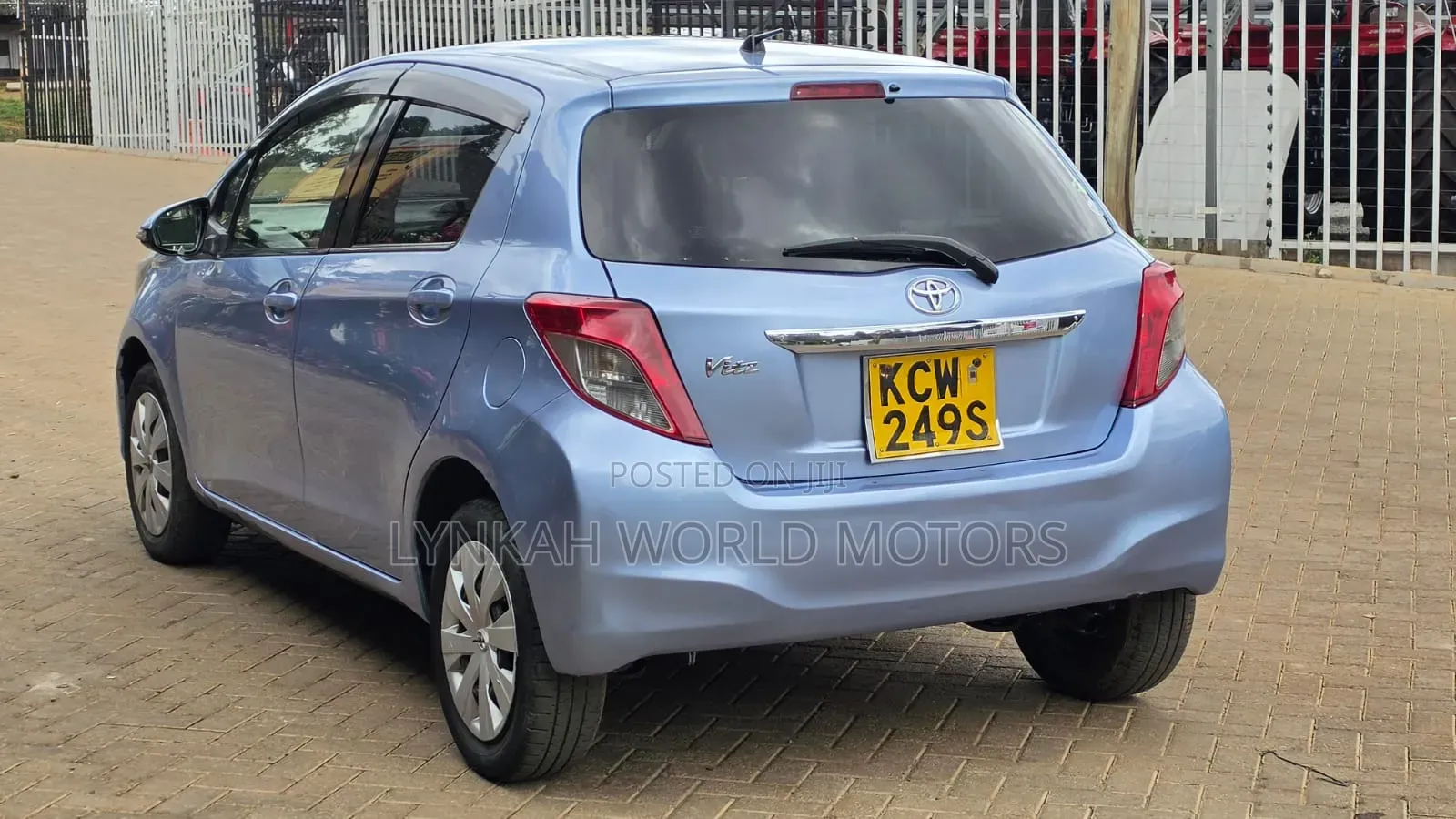 Toyota Vitz 2013 Blue
