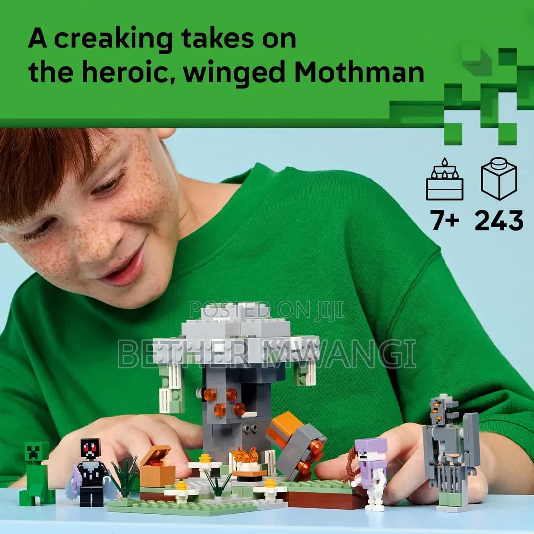 LEGO Minecraft the Pale Garden Brick Building Set
