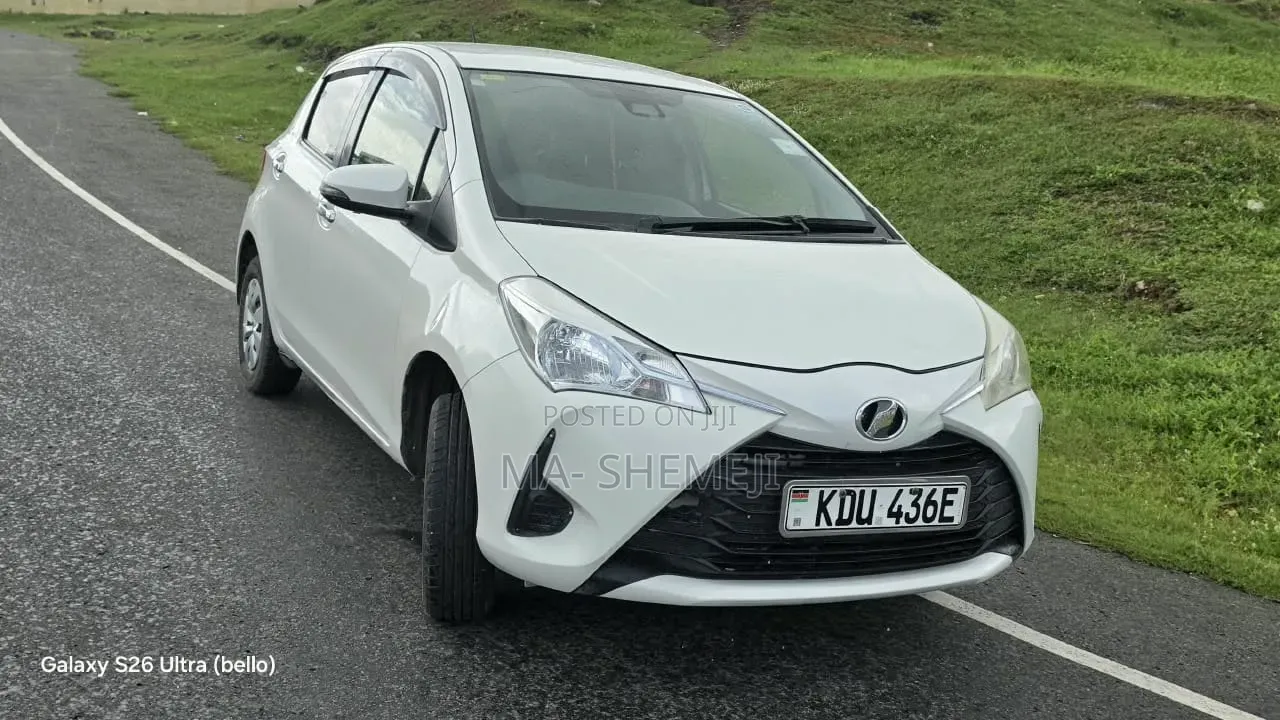 Toyota Vitz 1.0 FWD 5dr 2019 Pearl