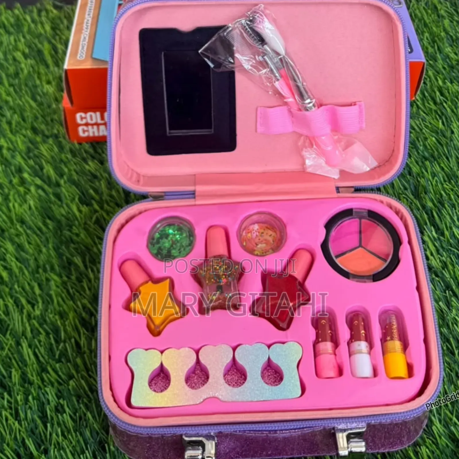 Kids Makeup Kit at Smart Lady