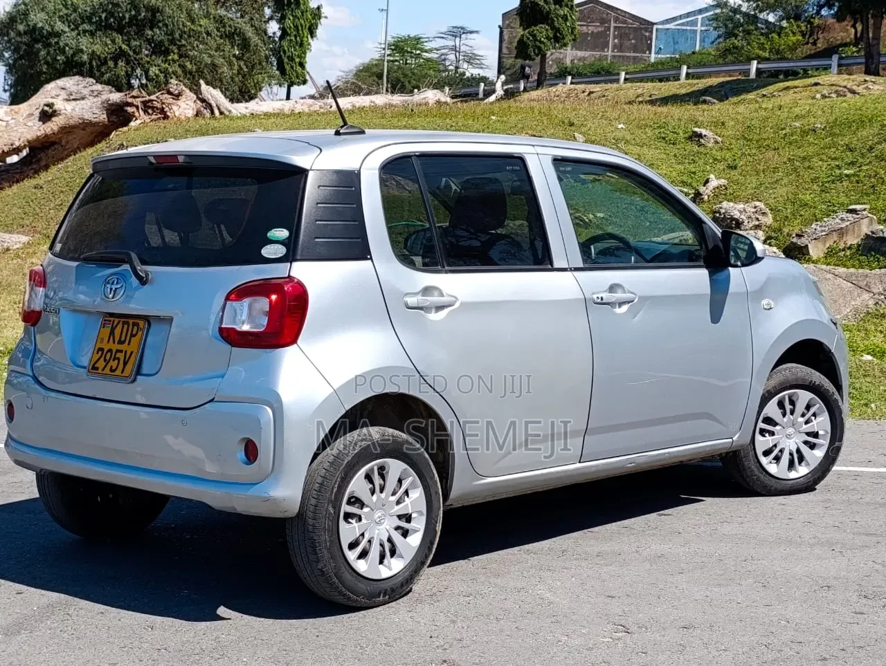 Toyota Passo 1.0 FWD 2017 Silver