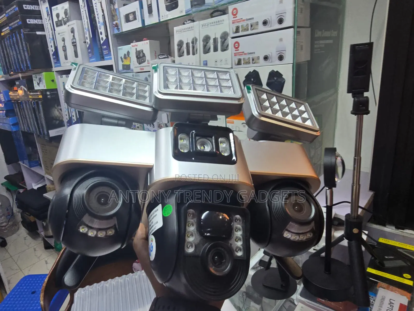 V380 VTS30 Solar CCTV Camera With 4G LTE and WiFi