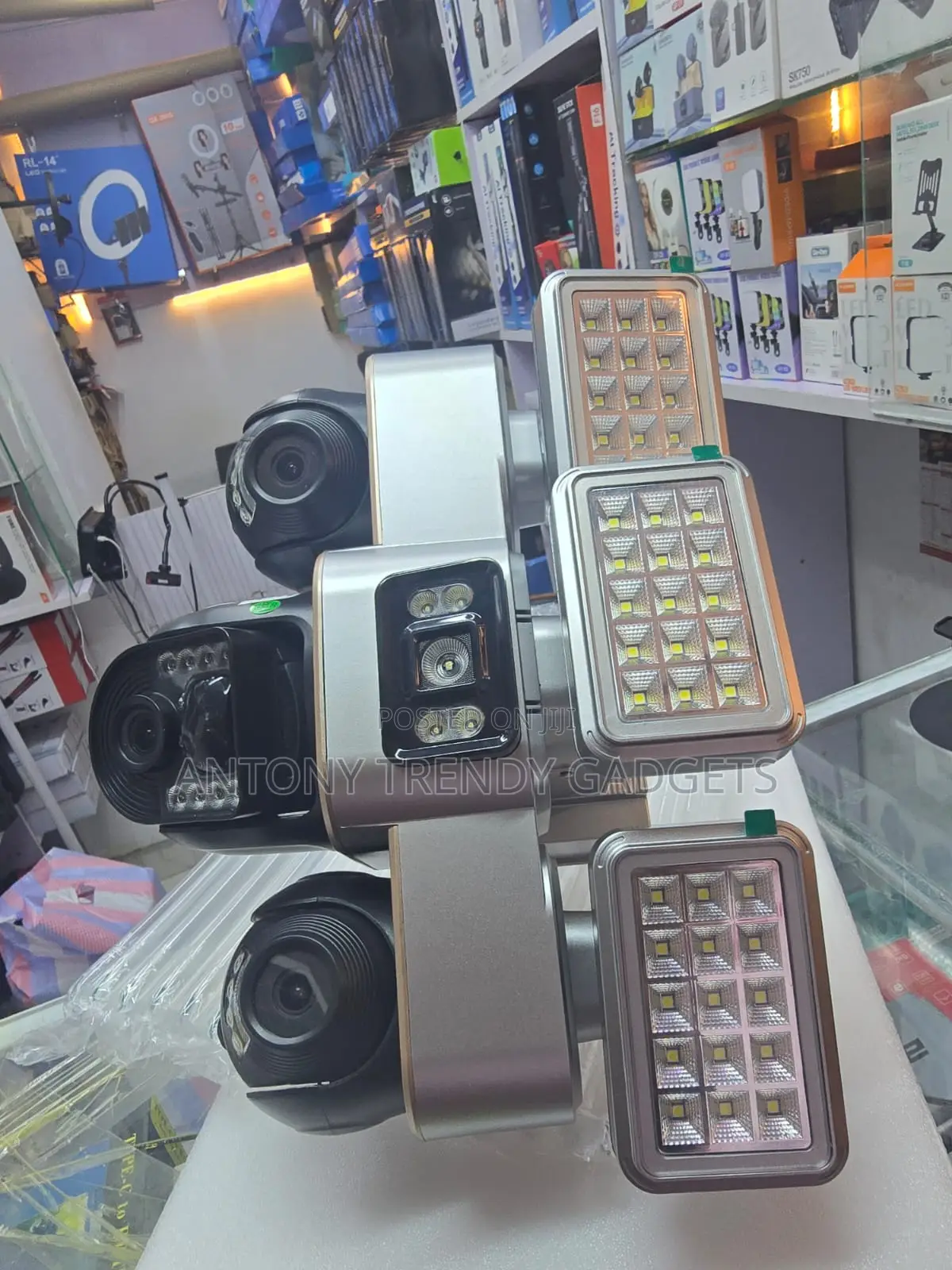 V380 VTS30 Solar CCTV Camera With 4G LTE and WiFi