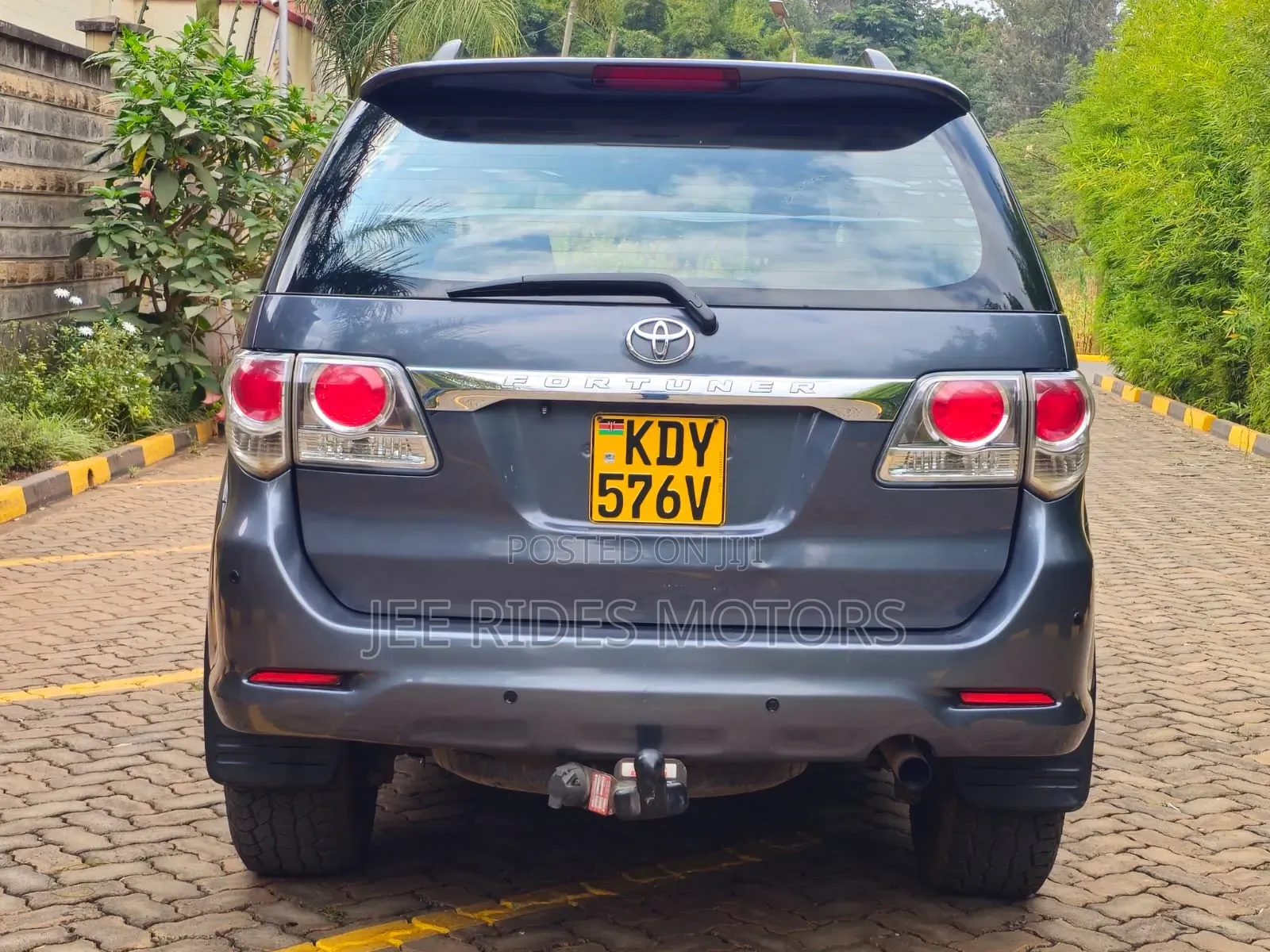 Toyota Fortuner 2013 Gray