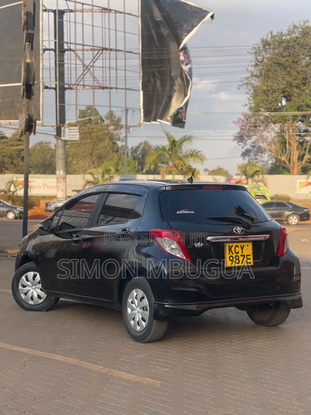 Toyota Vitz 2012 Black