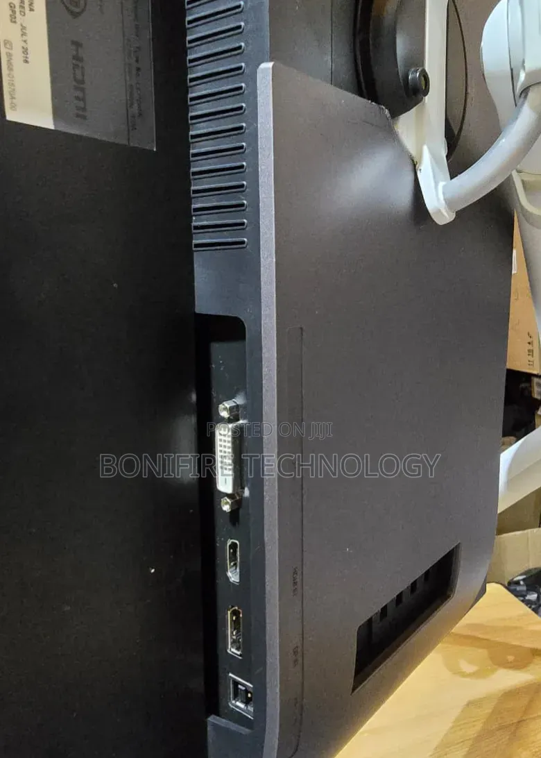 Samsung S27D850T 27 Inch Ips 2k Display (2560*1440) 60 Hz 100%