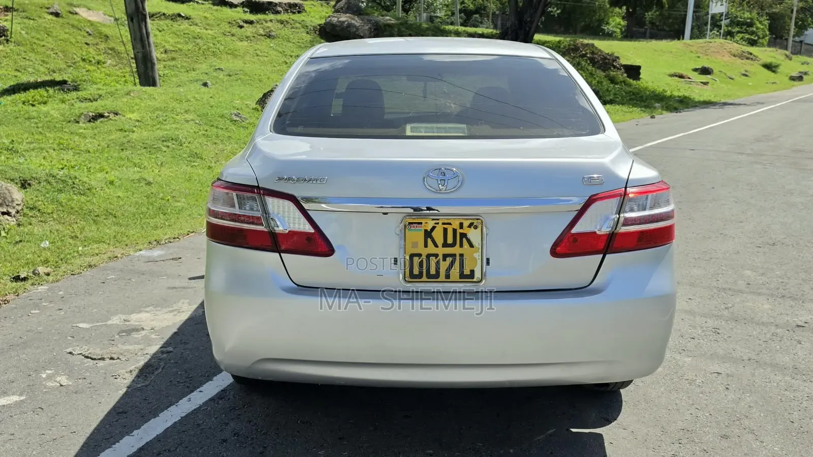 Toyota Premio 1.5 FWD 2016 Silver