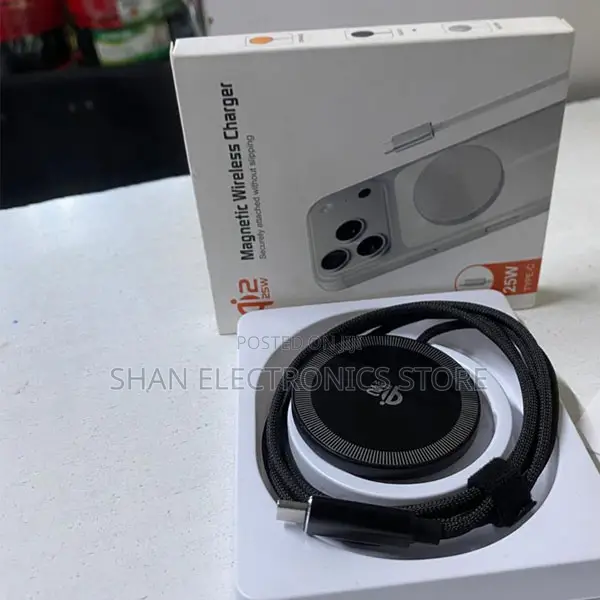 Q12 Magnetic Phone Charging Pad With Flexible Cable