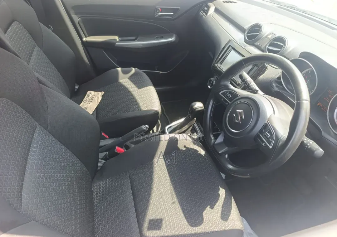 Suzuki Swift 2019 Pearl