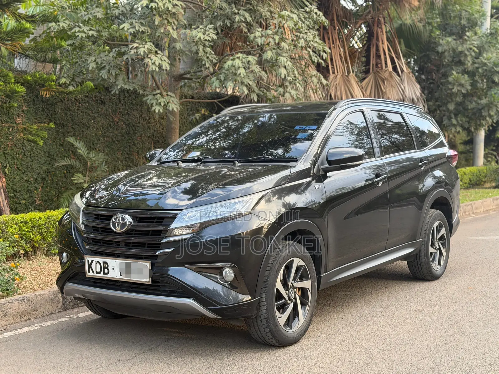 Toyota Rush 1.5 AWD 2020 Black