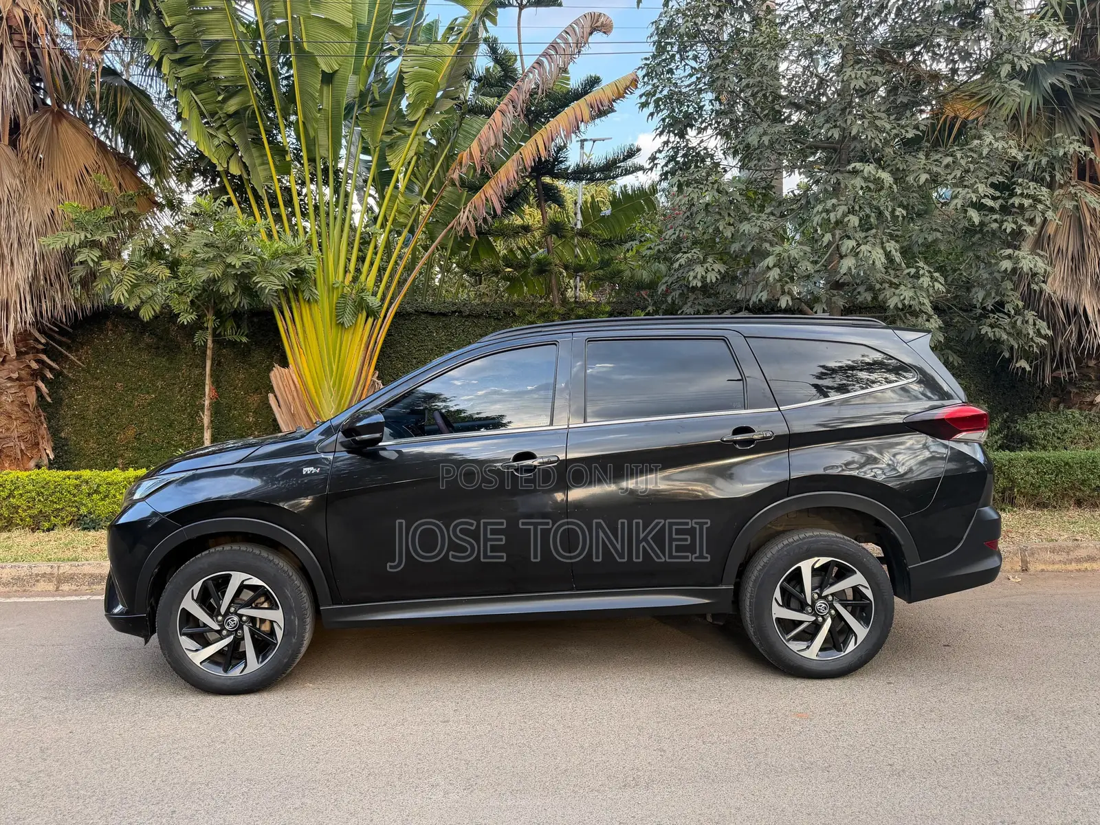 Toyota Rush 1.5 AWD 2020 Black