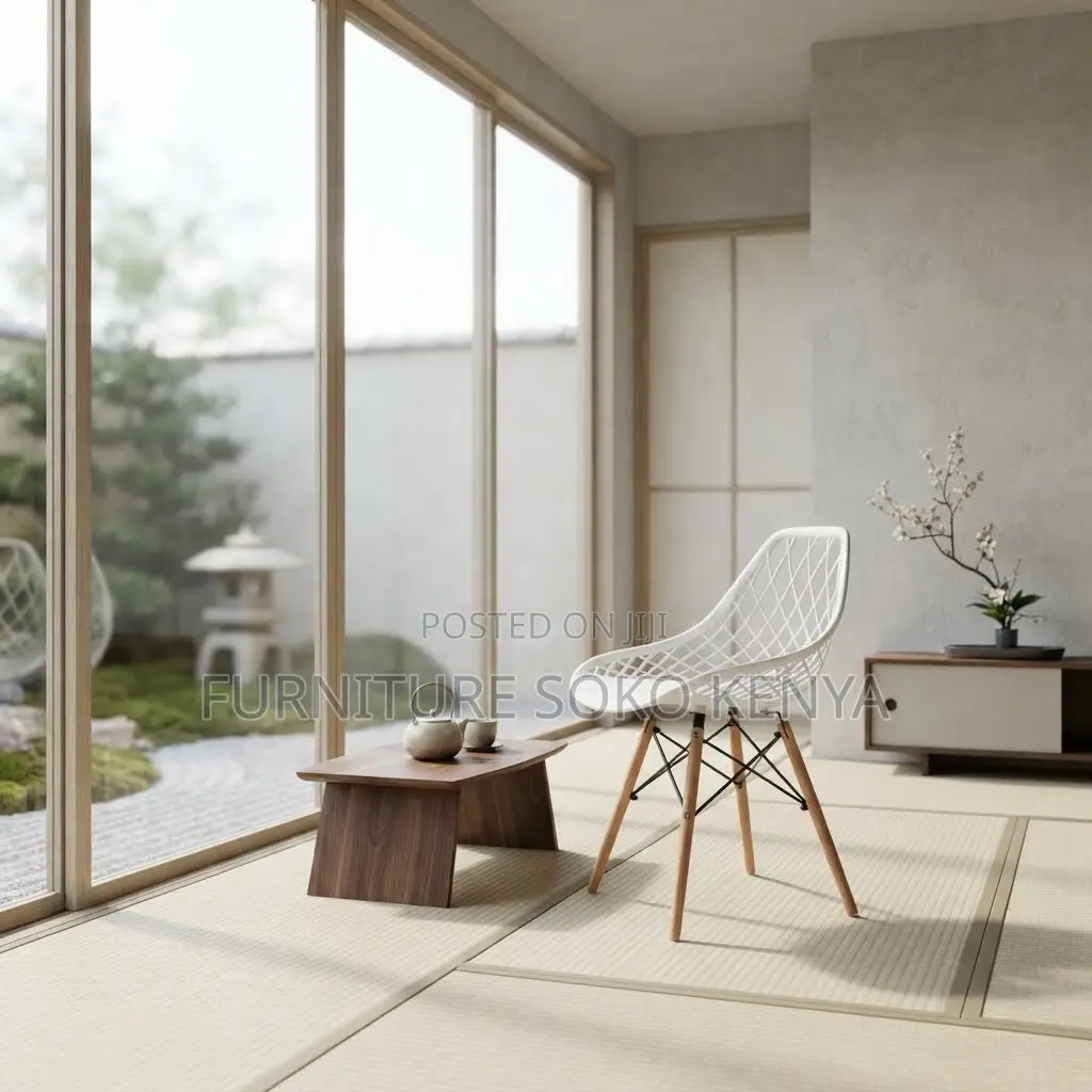 Dining Chair: Multipurpose Nordic Style Plastic Chair
