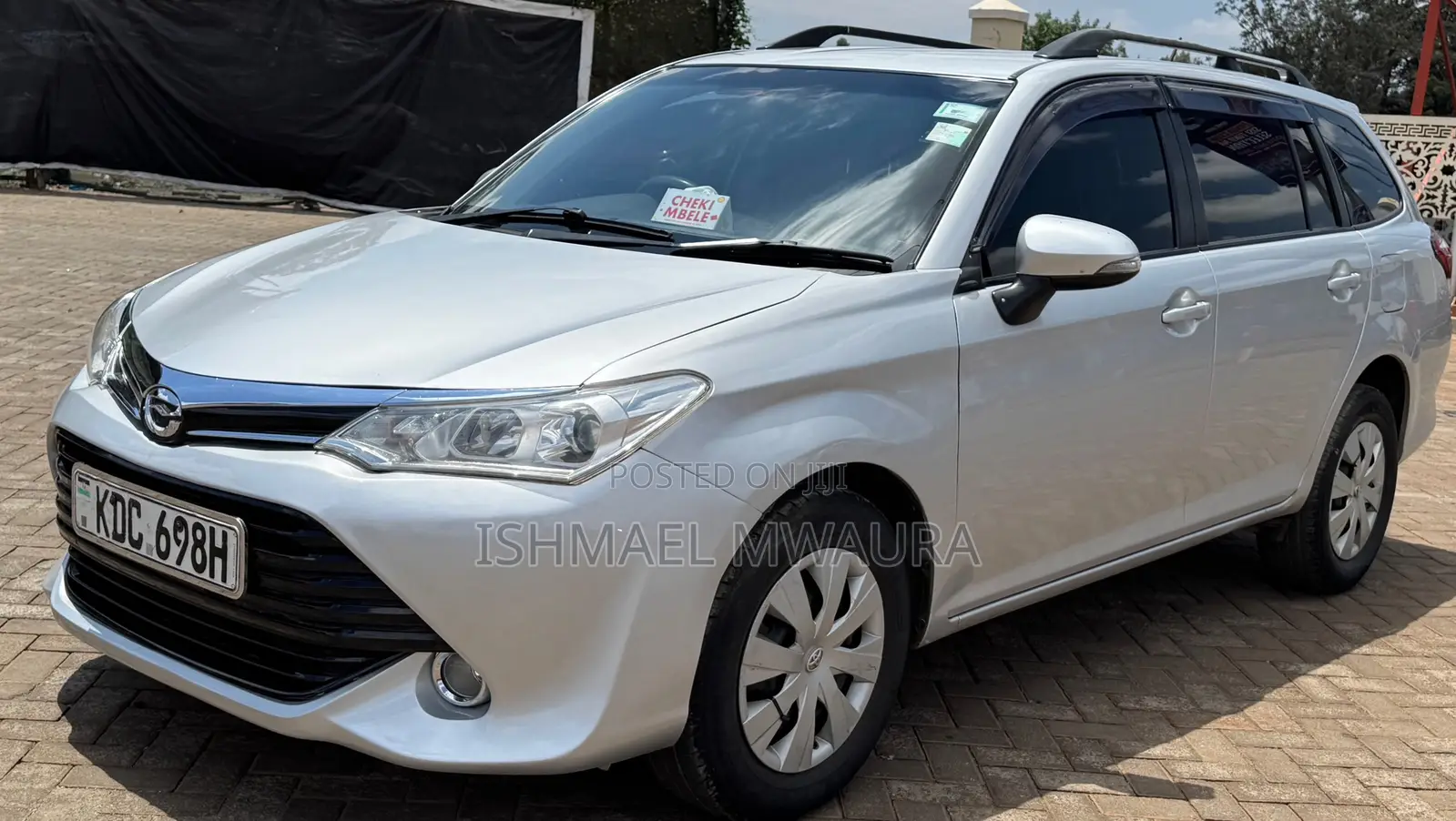 Toyota Corolla Fielder 1.5 Petrol FWD 2015 Silver