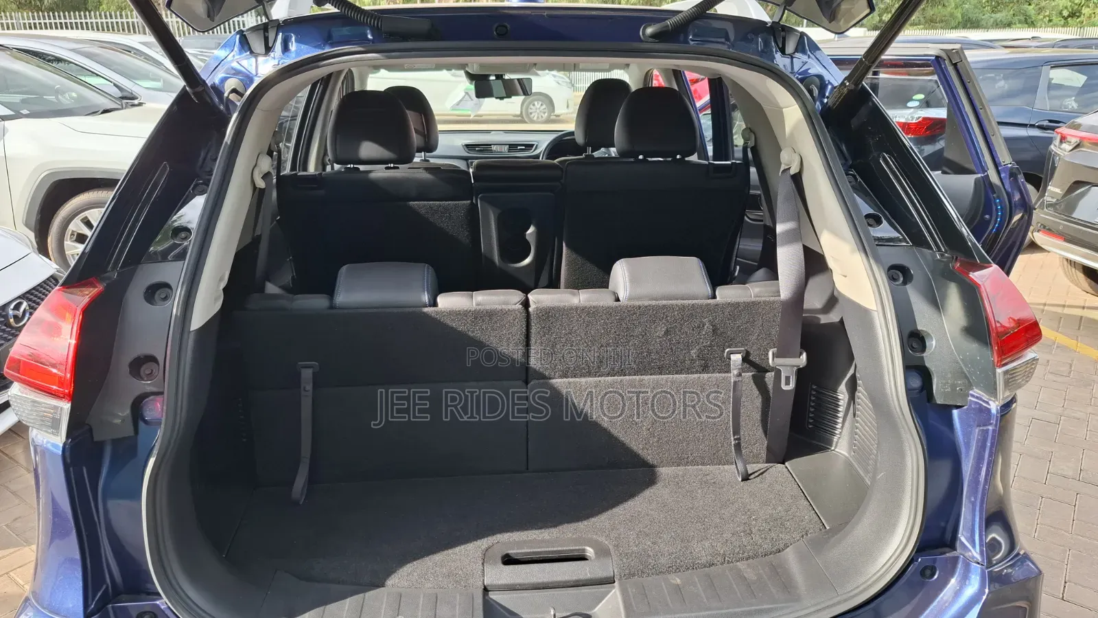 Nissan X-Trail 2019 Blue