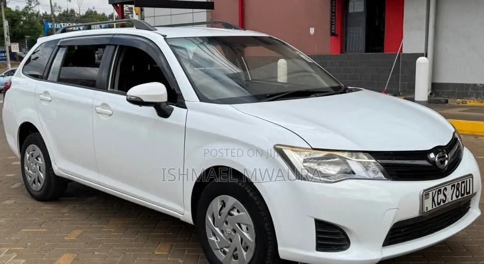 Toyota Corolla Fielder 1.5 Petrol FWD 2012 White
