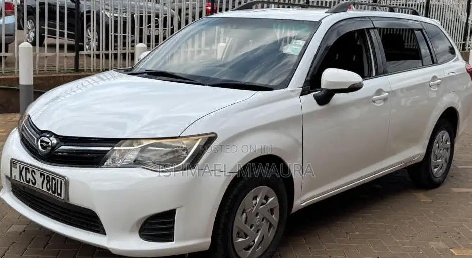 Toyota Corolla Fielder 1.5 Petrol FWD 2012 White