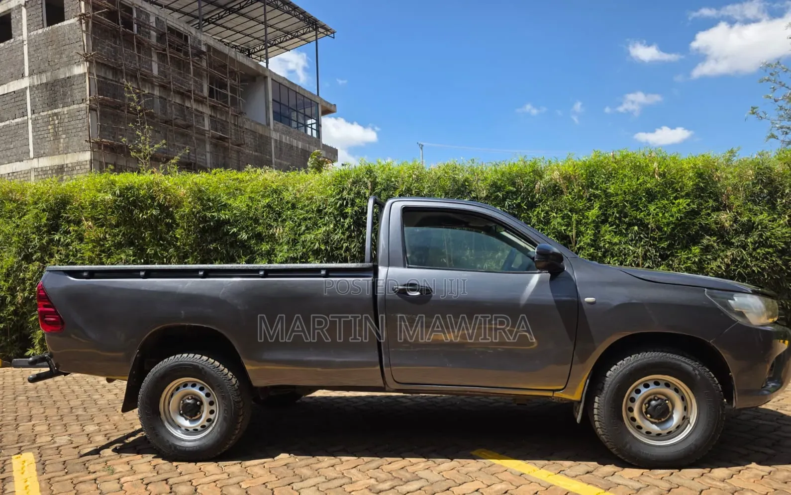 Toyota Hilux 2020 Gray
