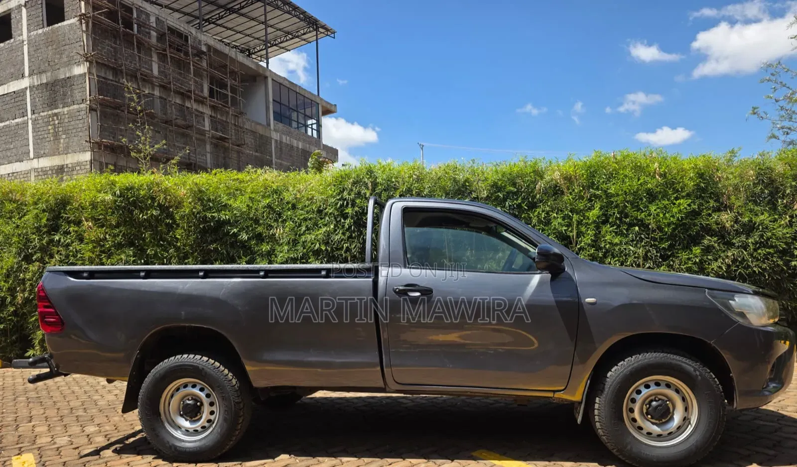 Toyota Hilux 2020 Gray