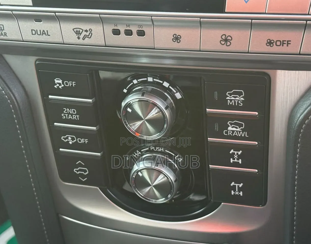 Toyota Land Cruiser Prado 2.8 2020 Pearl