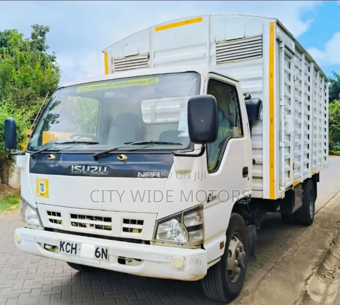 Isuzu NPR 2016