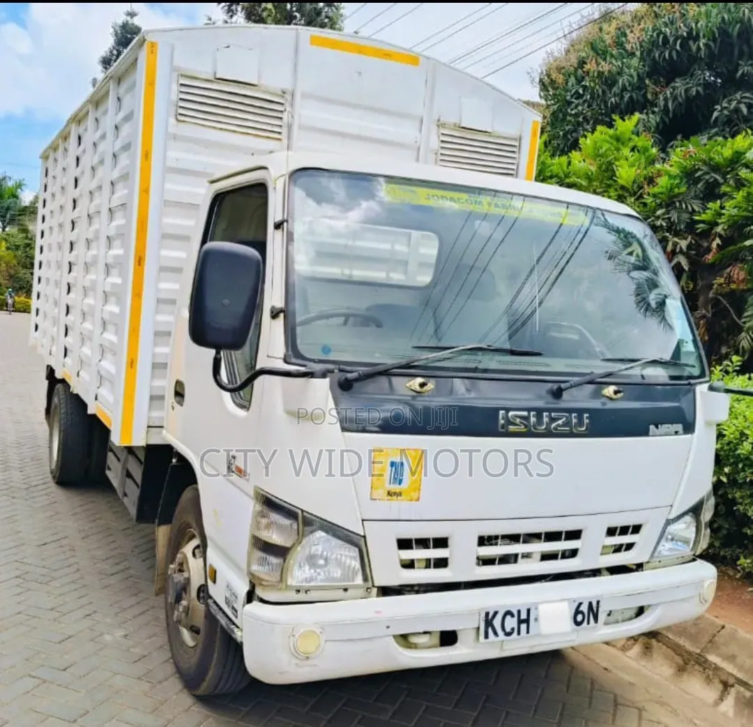 Isuzu NPR 2016