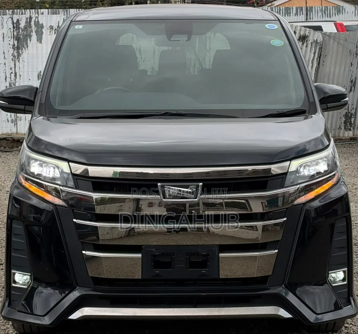 Toyota Noah 2.0 FWD (8 Seater) 2019 Matt Black