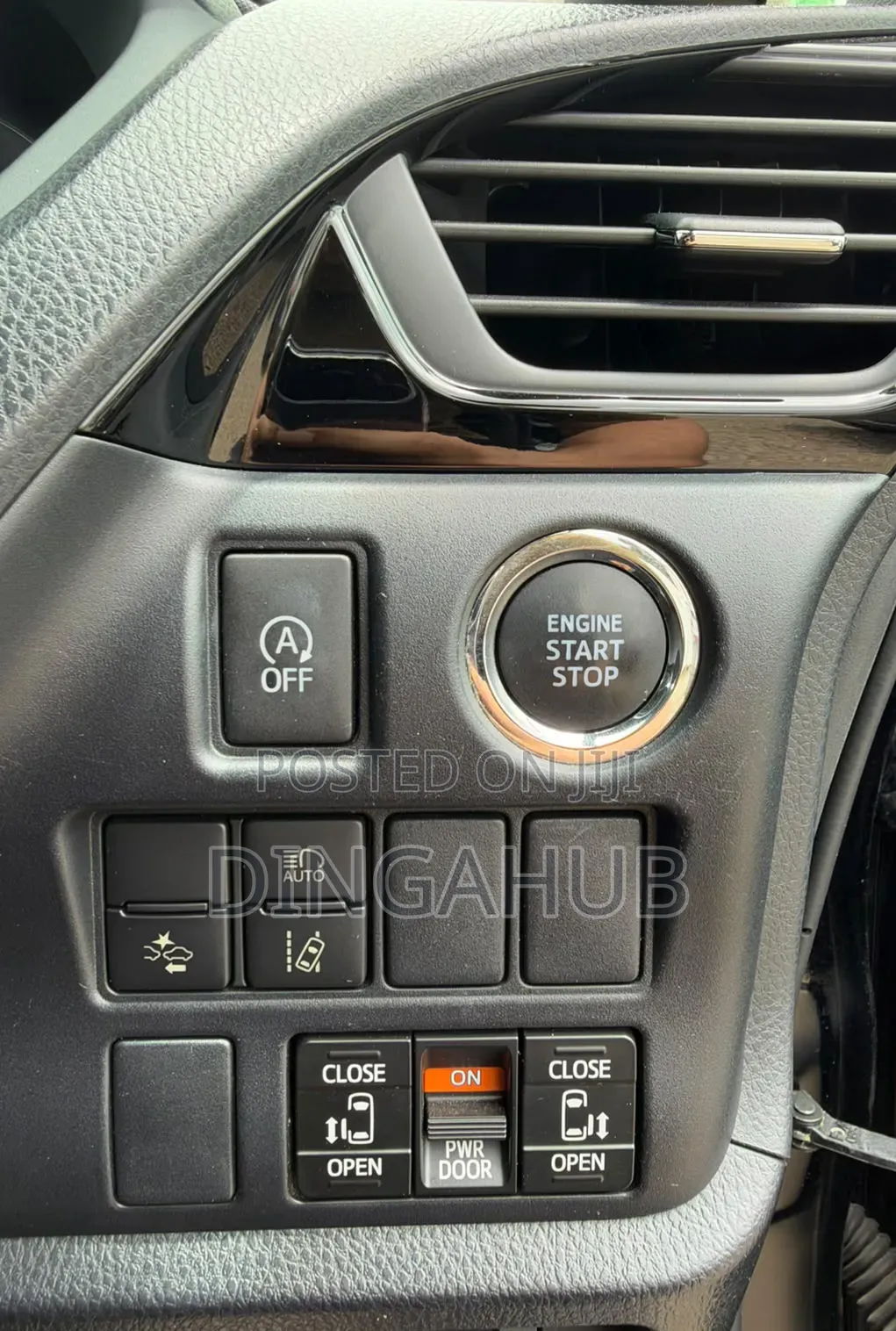 Toyota Noah 2.0 FWD (8 Seater) 2019 Matt Black