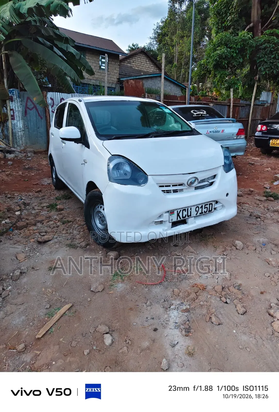 Daihatsu Mira 2012 White