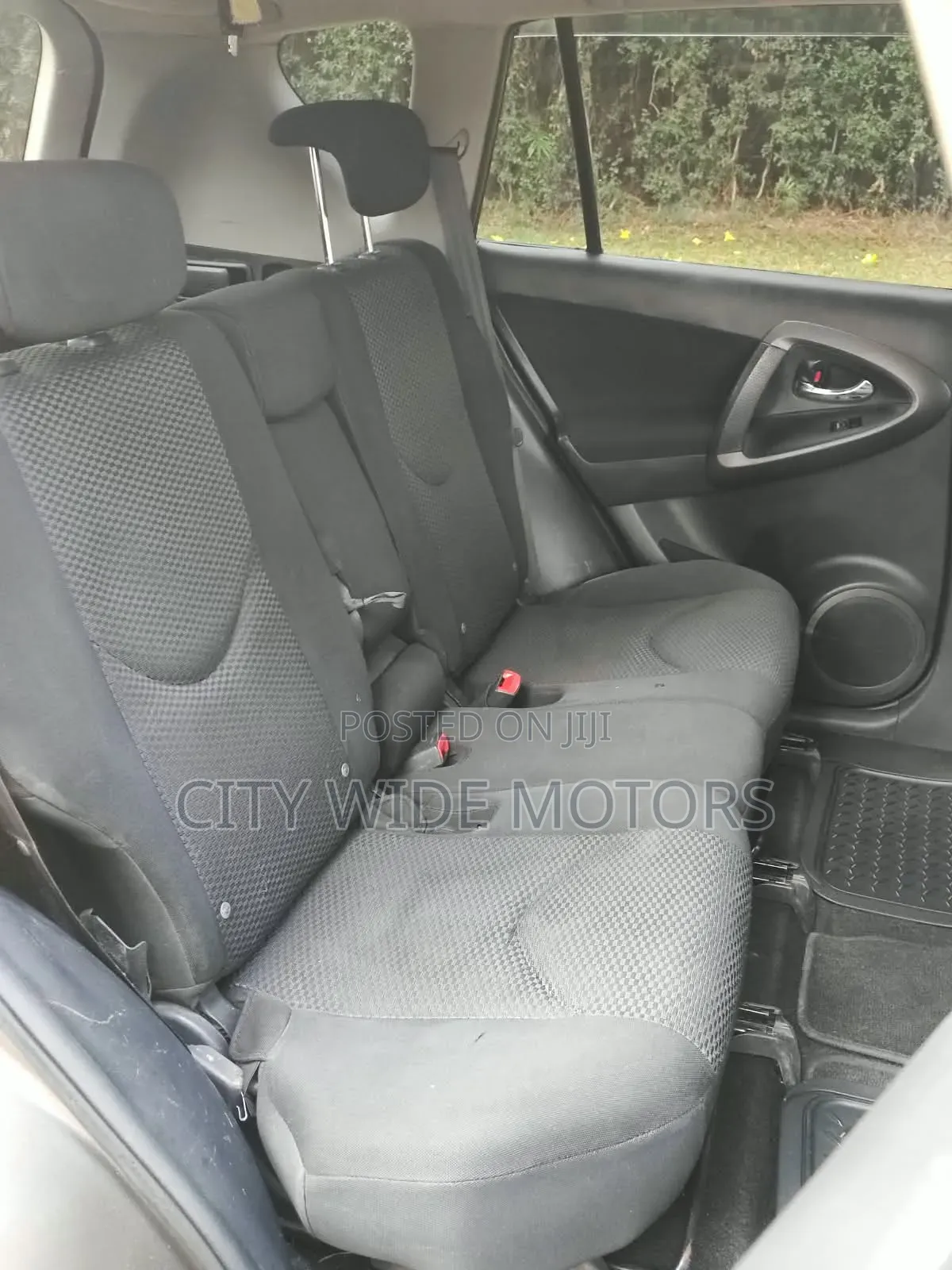 Toyota RAV4 2010 Gray