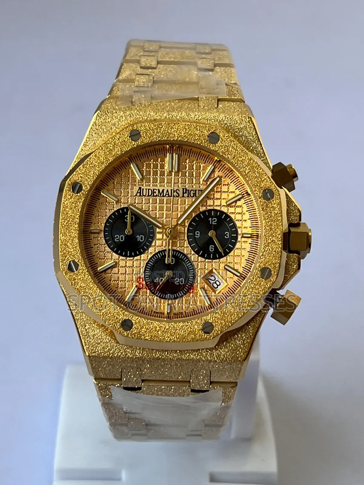 Classy Audemars Piguet Wrist Watch for Men. Countrywide Delivery.