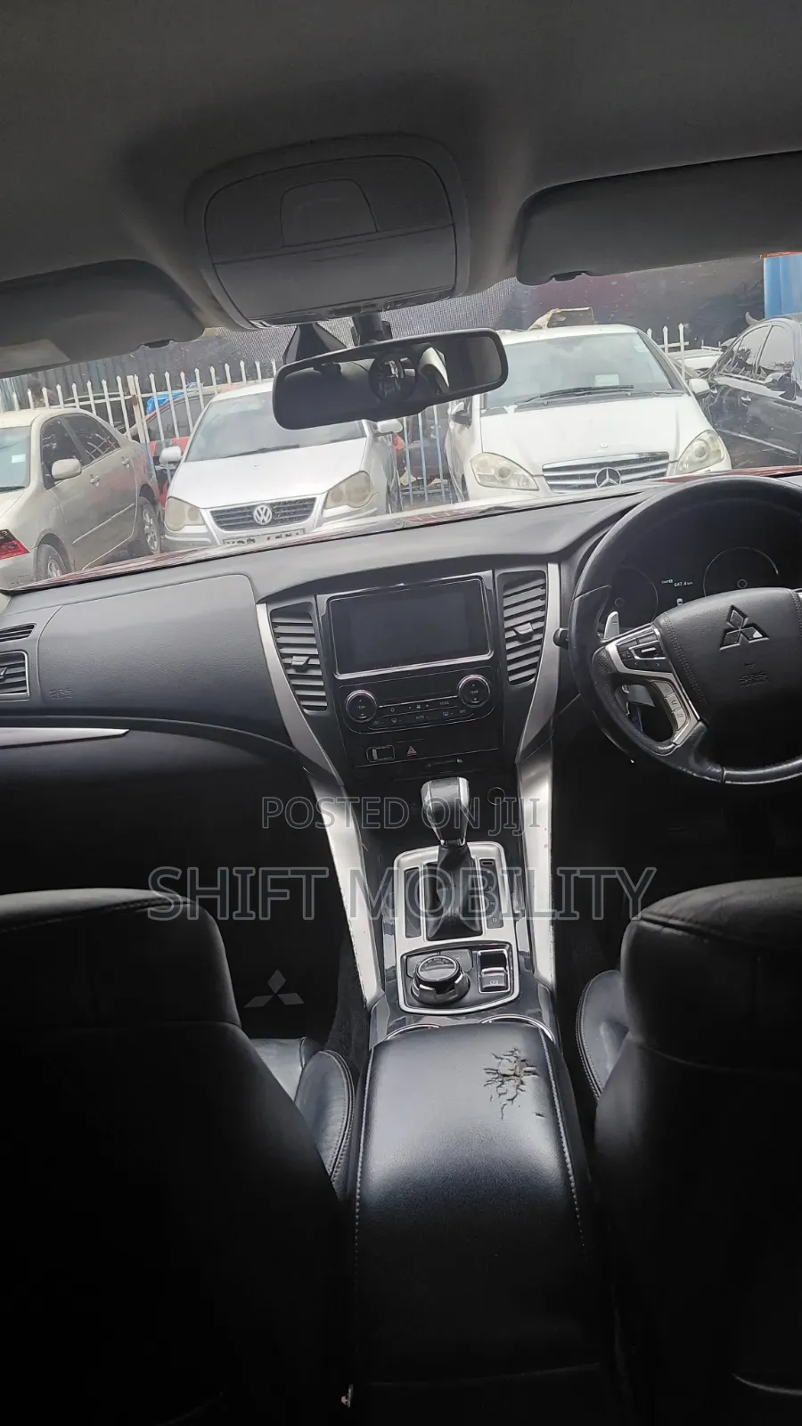 Mitsubishi Pajero 2017 Red