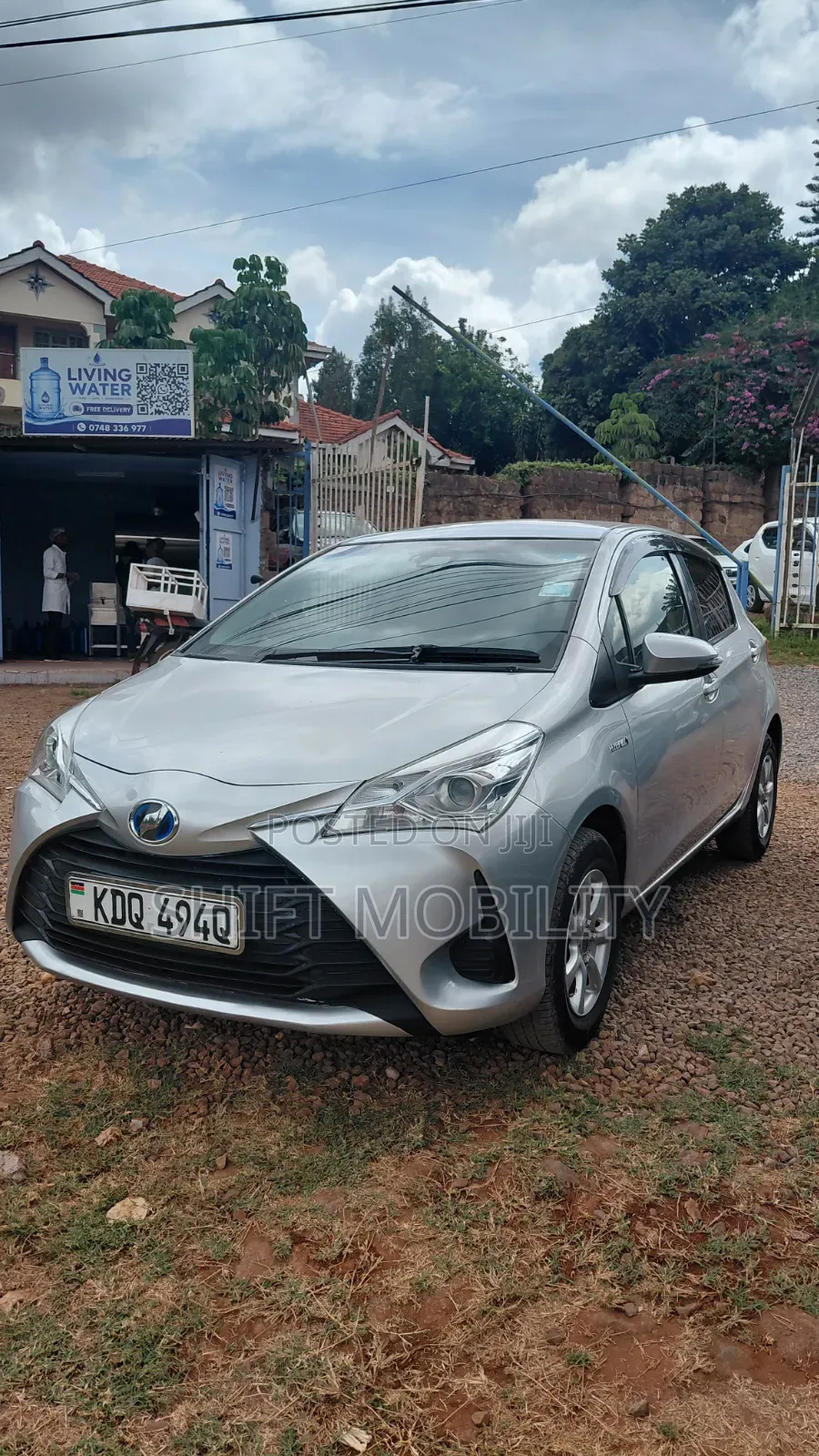Toyota Vitz 1.5 FWD Hybrid 5dr 2018 Gray