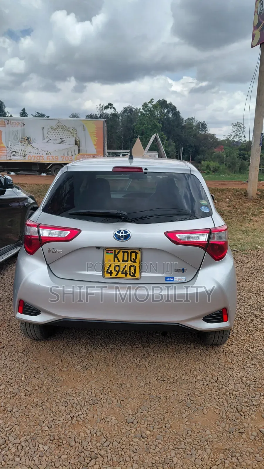 Toyota Vitz 1.5 FWD Hybrid 5dr 2018 Gray