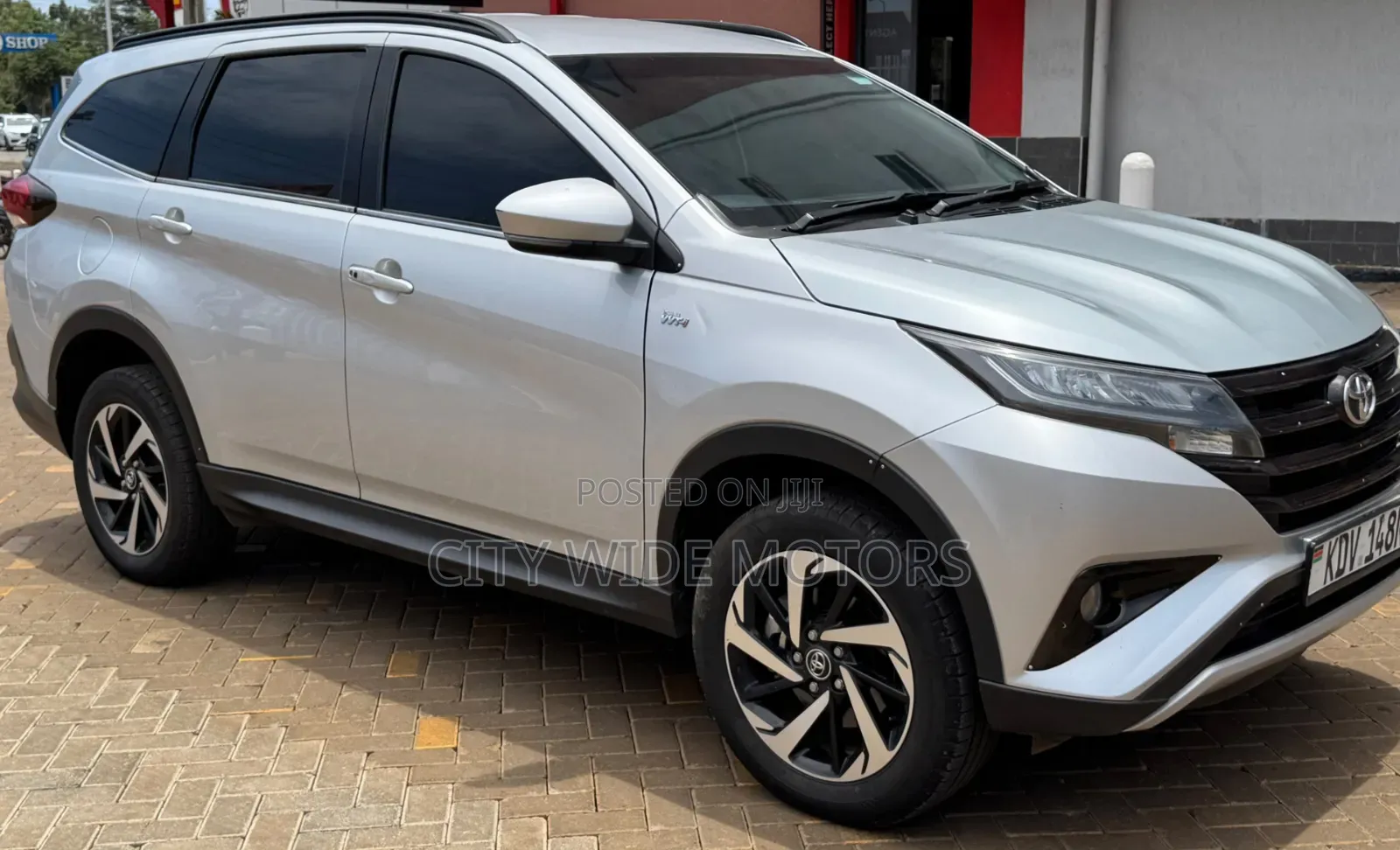 Toyota Rush 2016 Silver