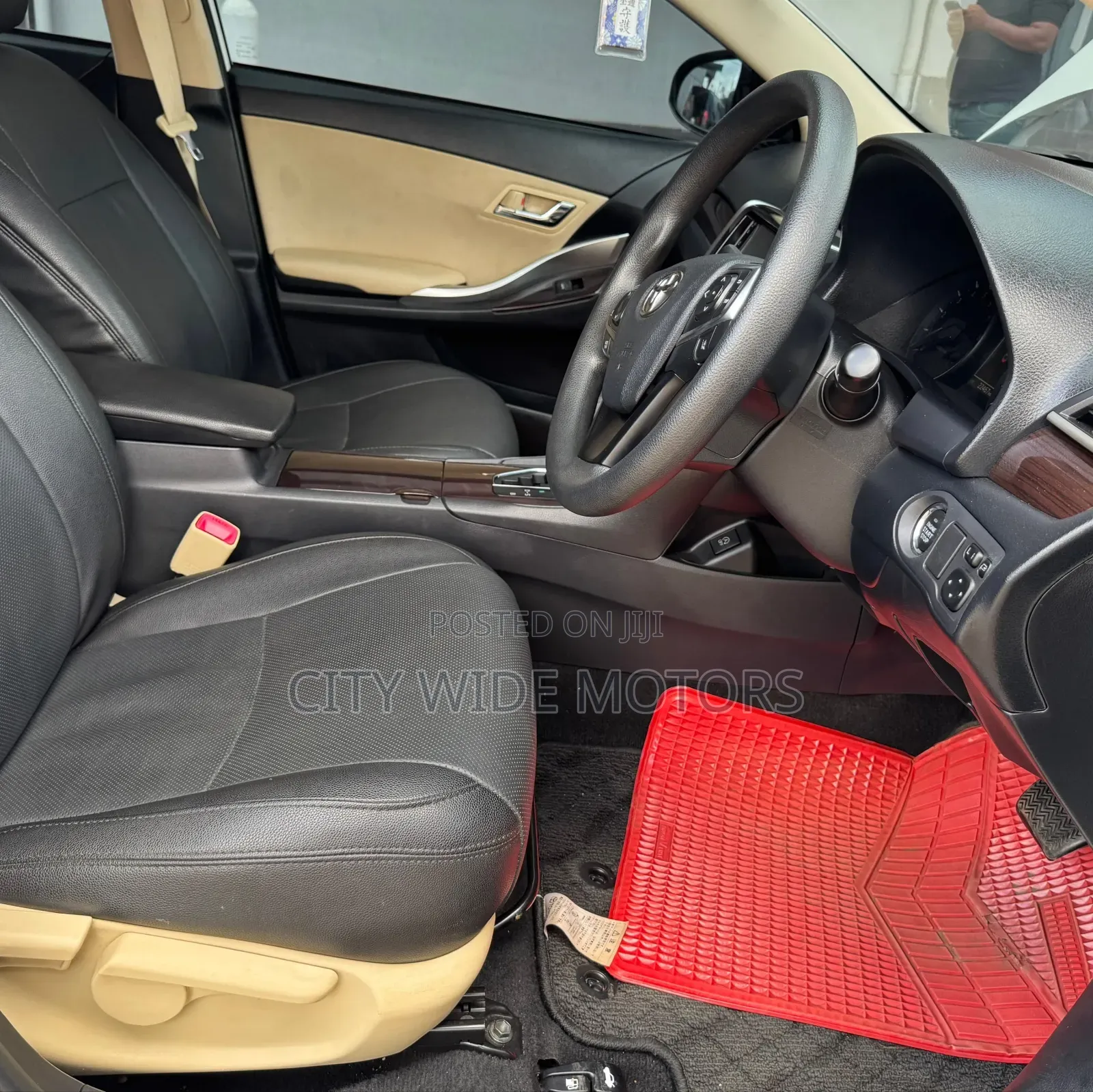 Toyota Premio 1.5 FWD 2018 White