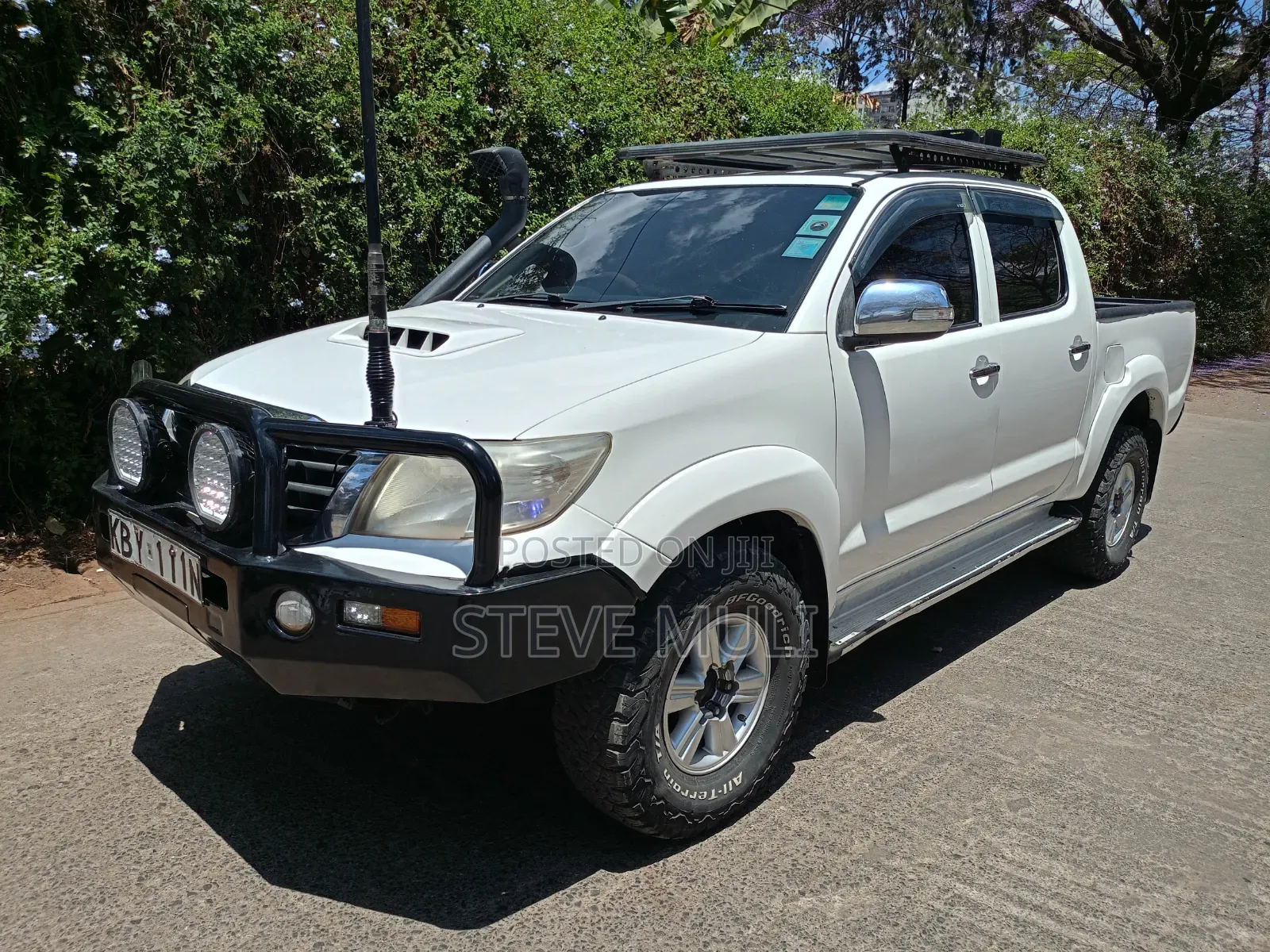 Toyota Hilux 2013 Pearl