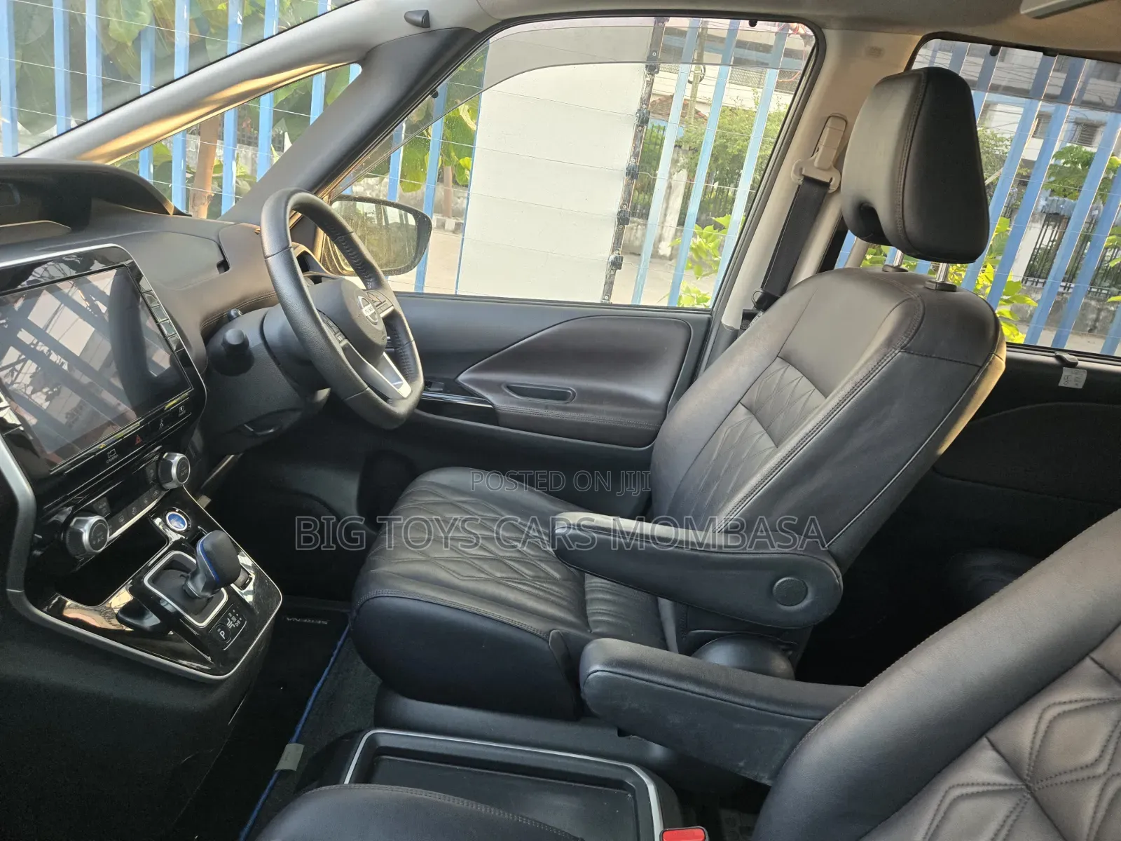 Nissan Serena 2019 Gray