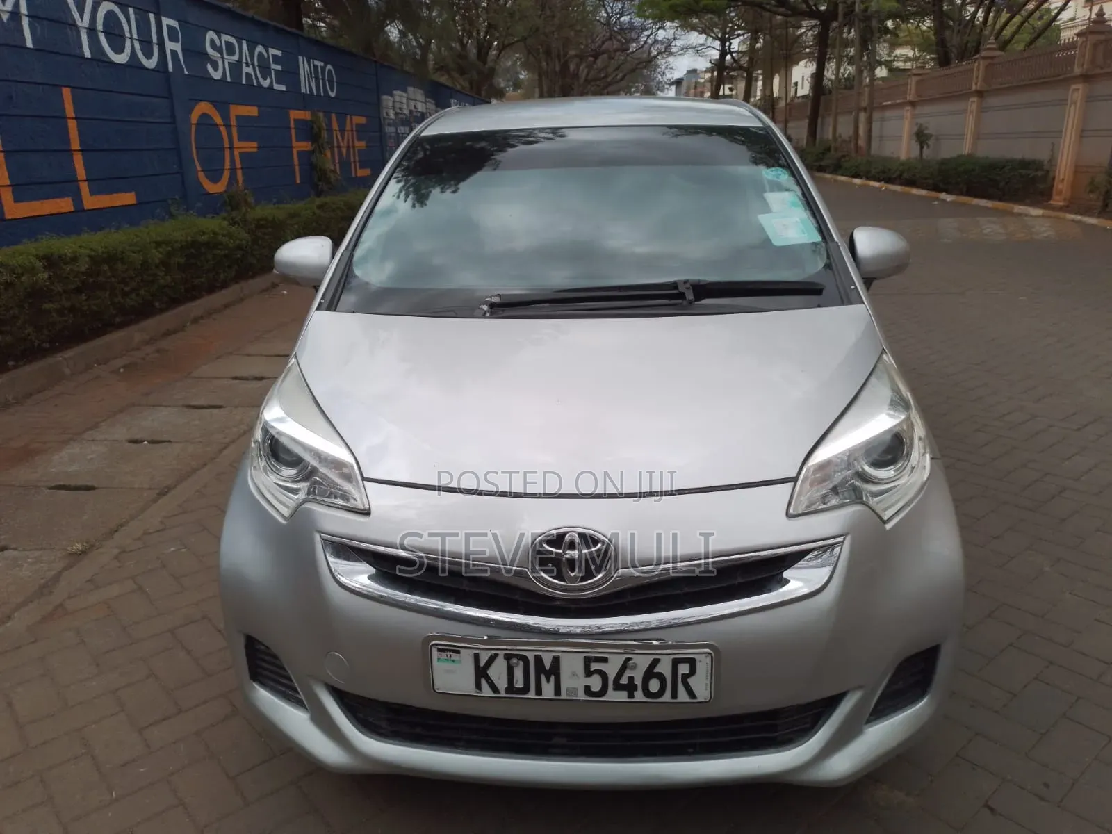 Toyota Ractis 1.5 FWD 2016 Silver