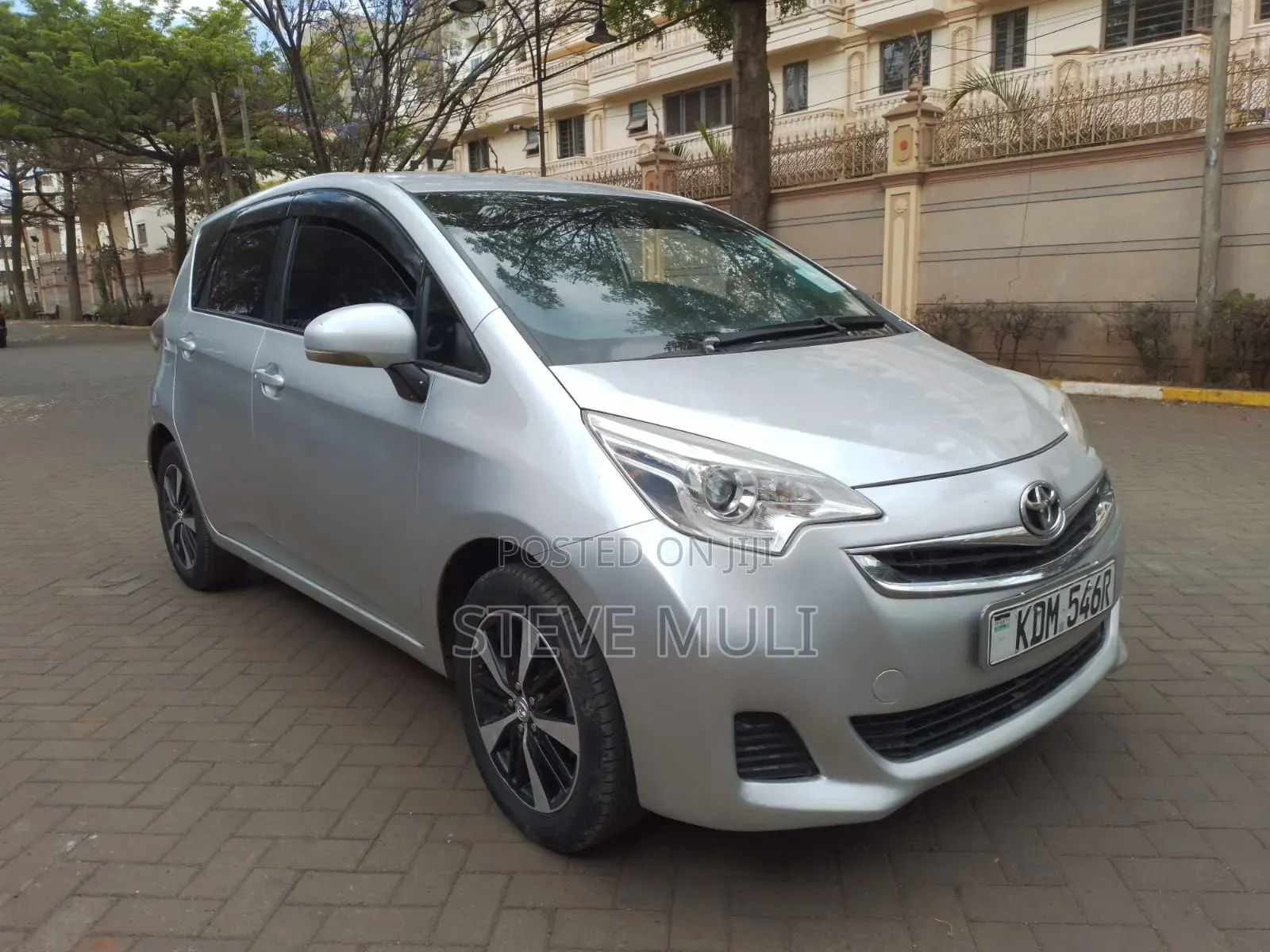 Toyota Ractis 1.5 FWD 2016 Silver