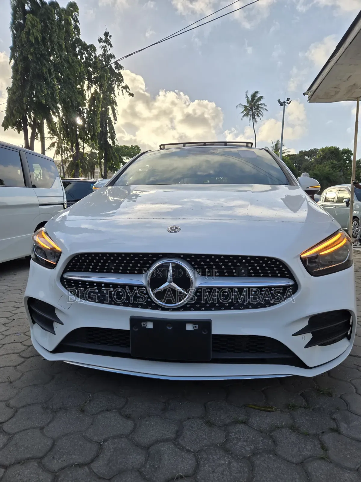 Mercedes-Benz B-Class 2019 White