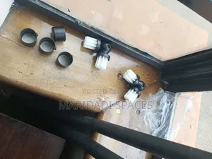 Corner Joint for Juakali Rods That Joints Rods at the Corner
