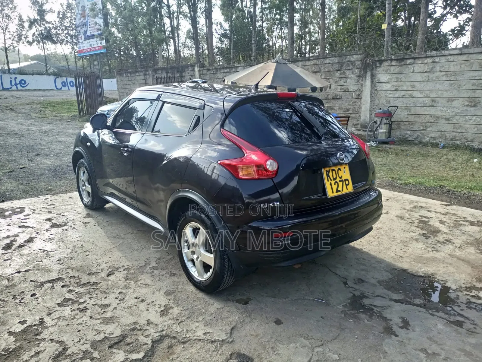 Nissan Juke SL 4dr Hatchback AWD (1.6L 4cyl Turbo CVT) 2014 Black