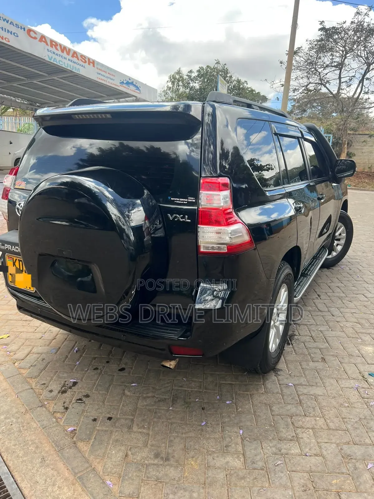 Toyota Land Cruiser Prado KAKADU 2013 Black