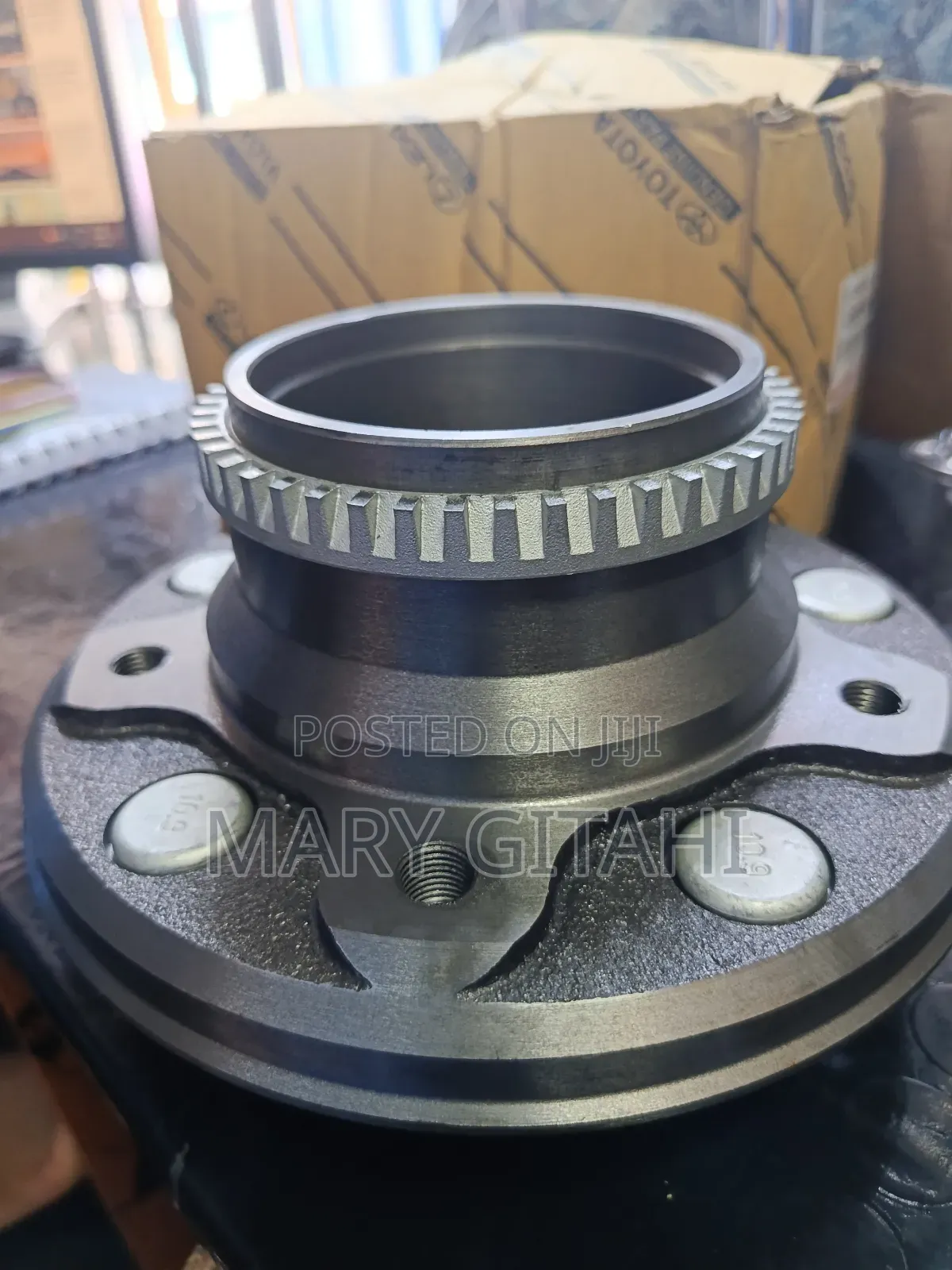 Front Wheel Hub for Toyota Land Cruiser 79