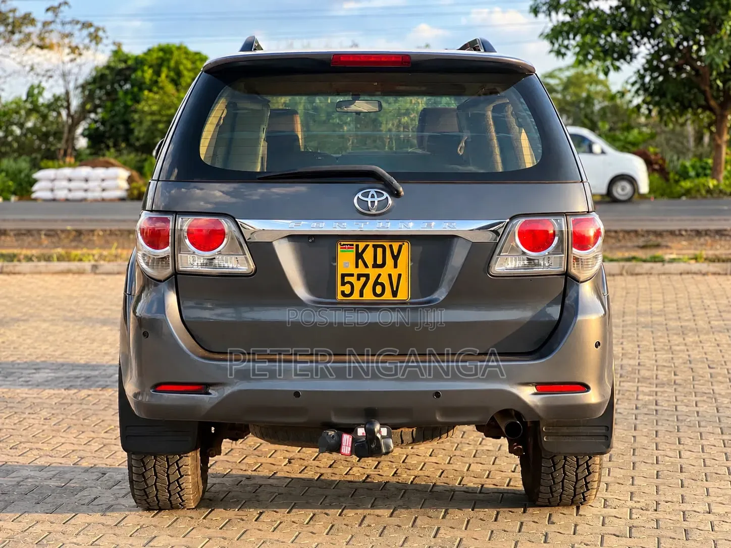 Toyota Fortuner 2.5 D AWD 2013 Gray