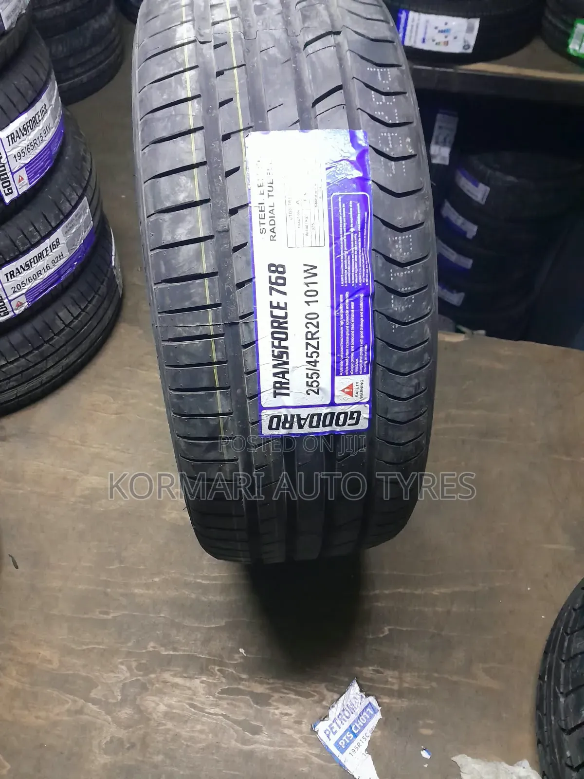 255/45r20 Goddard Tyre